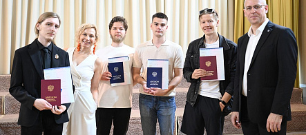 Специалистам, подготовленным для мегасайенс-проектов, вручили дипломы ТГУ